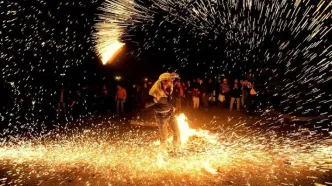 بازار چهارشنبه سوری در انحصار چین؛ «کهکشان» بسته‌ای ۲ میلیون و ۵۰۰