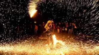 ۳ فوتی در حوادث مرتبط با چهارشنبه سوری در تهران/ آسیب به ۲ آمبولانس با نارنجک دستی