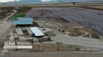 از توالی گاه‌نگاری تا کشف یک گور در میان بقایای معماری دوران آهن ۳