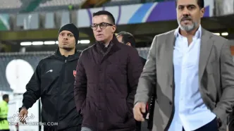 پیروانی به بازیکنان پرسپولیس: بی‌عرضه‌ هستین