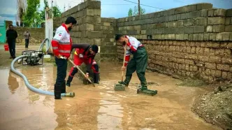 سیل در ۲ شهرستان آذربایجان غربی موجب آب گرفتگی منازل روستایی شد