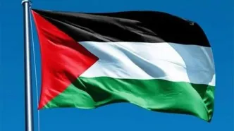 اهتزاز بزرگترین پرچم فلسطین جهان در تهران