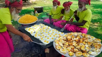 (ویدئو) غذای روستایی در بنگلادش؛ پخت تخم مرغ آب پز و خیچدی