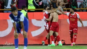 کلکسیون مدافع پرسپولیس رنگ صدر را عوض کرد