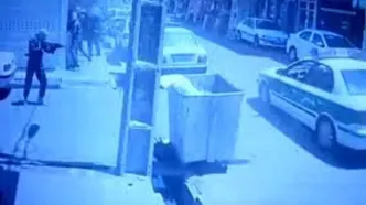 لحظه سرقت مسلحانه دزدان نقابدار از طلافروشی اسلامشهر/ ویدئو