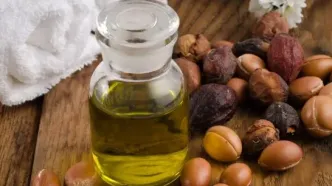 فواید روغن آرگان برای پوست و مو