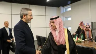 باقری کنی با وزیر خارجه عربستان دیدار و گفت‌وگو کرد