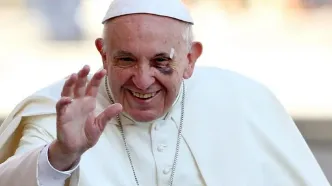 پاپ هشدار داد/ بی‌تفاوتی سرطان دموکراسی است