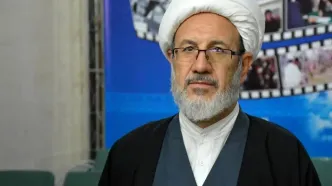 عکس از مسعود پزشکیان در منزل برادر رهبری + ببینید
