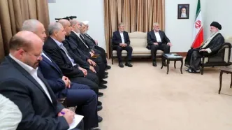 ویدویی از آغوش رهبر انقلاب و هنیه در آخرین دیدار
