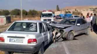 برخورد شدید دو خودروی پژو  و پراید در لیقوان با ۵ مصدوم