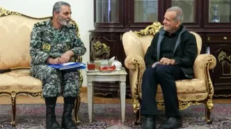 فرمانده کل ارتش جمهوری اسلامی ایران با پزشکیان دیدار کرد