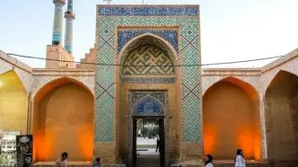 سند مالکیت ۲۰ حسینیه و مسجد استان یزد در دهه اول محرم صادر شد