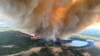 آتش سوزی هولناک در جنگل‌های کانادا/ وضعیت اضطراری در شهر گردشگری «جاسپر»
