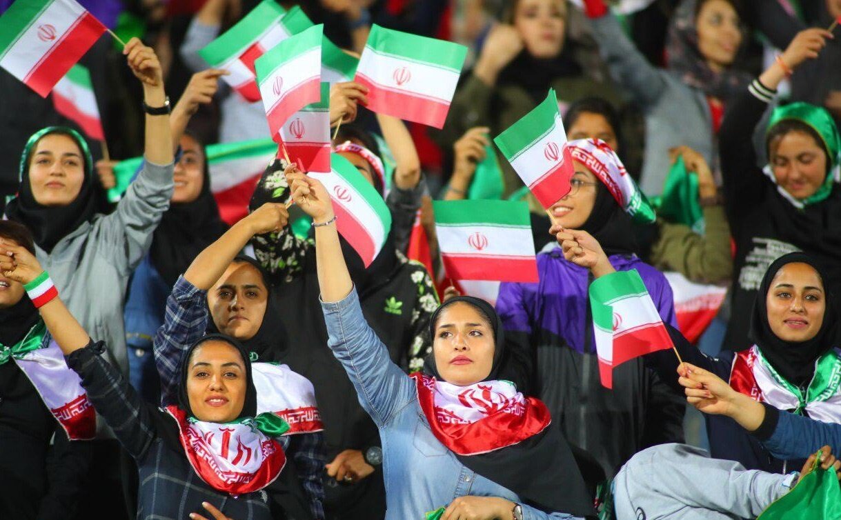 موافقت با حضور زنان در دیدار تیم ملی فوتبال با کره شمالی