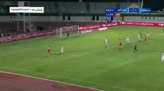 شروع لیگ بیست و چهارم با تساوی/پرسپولیس در اراک نمی برد