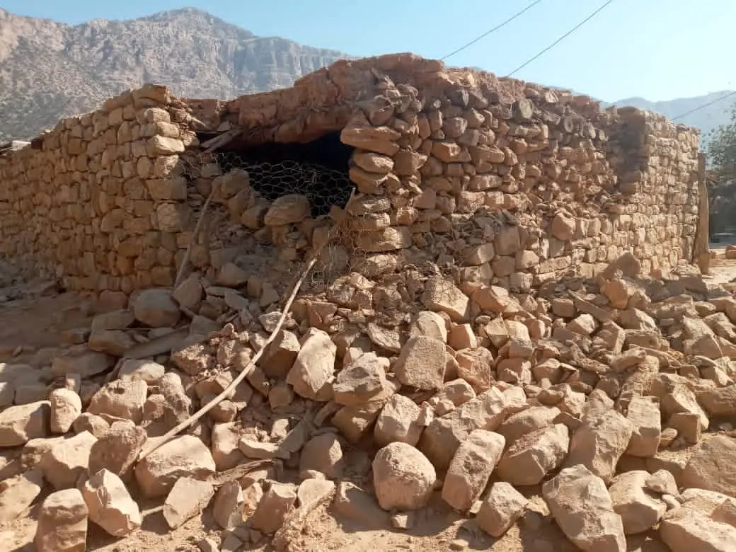 ۲ راه روستایی مسجدسلیمان درپی زلزله مسدود شده است/ قطع گاز منطقه گلگیر