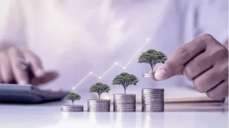 امن‌ترین استراتژیِ سرمایه‌گذاری برای پوشش ریسک جنگ | ناظمی: برای سرمایه گذاران خرد طلا پناهگاه امن است اما...