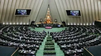 کاظمی: با افتخار اعلام می‌کنم که اینجانب مسیر حرفه‌ای هم به عنوان یک معلم را از مدارس نقاط صفر مرزی آغاز کردم