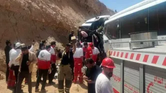 ۳۰ مصدوم و ۶ جان‌باخته در سانحه رانندگی جاده ایلام به کرمانشاه