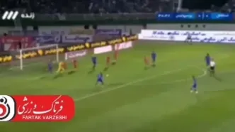 برخورد شوت جلالی به تیر دروازه پرسپولیس