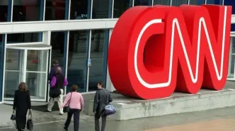 ببینید | معاون ترامپ روی آنتن CNN حال مجری زن را گرفت!