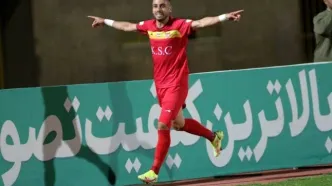 گل‌محمدی، یک پرسپولیسی را در لیست خروج قرار داد