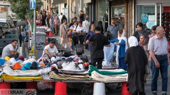 از فروشگاه‌ها تا دستفروش‌ها؛ جابه‌جایی خریداران در بازار لباس
