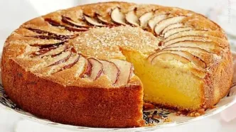 طرز تهیه کیک سیب با ماهیتابه + ویدئو