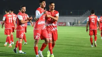 پرسپولیس ۲ - شمس آذر ۰؛ پرسپولیس به صدر جدول پل زد/ شروع و پایان خوب سرخ‌ها مقابل شمس‌آذر