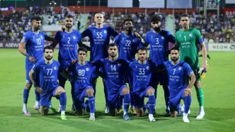 شعار تند استقلالی‌ها علیه بازیکنان