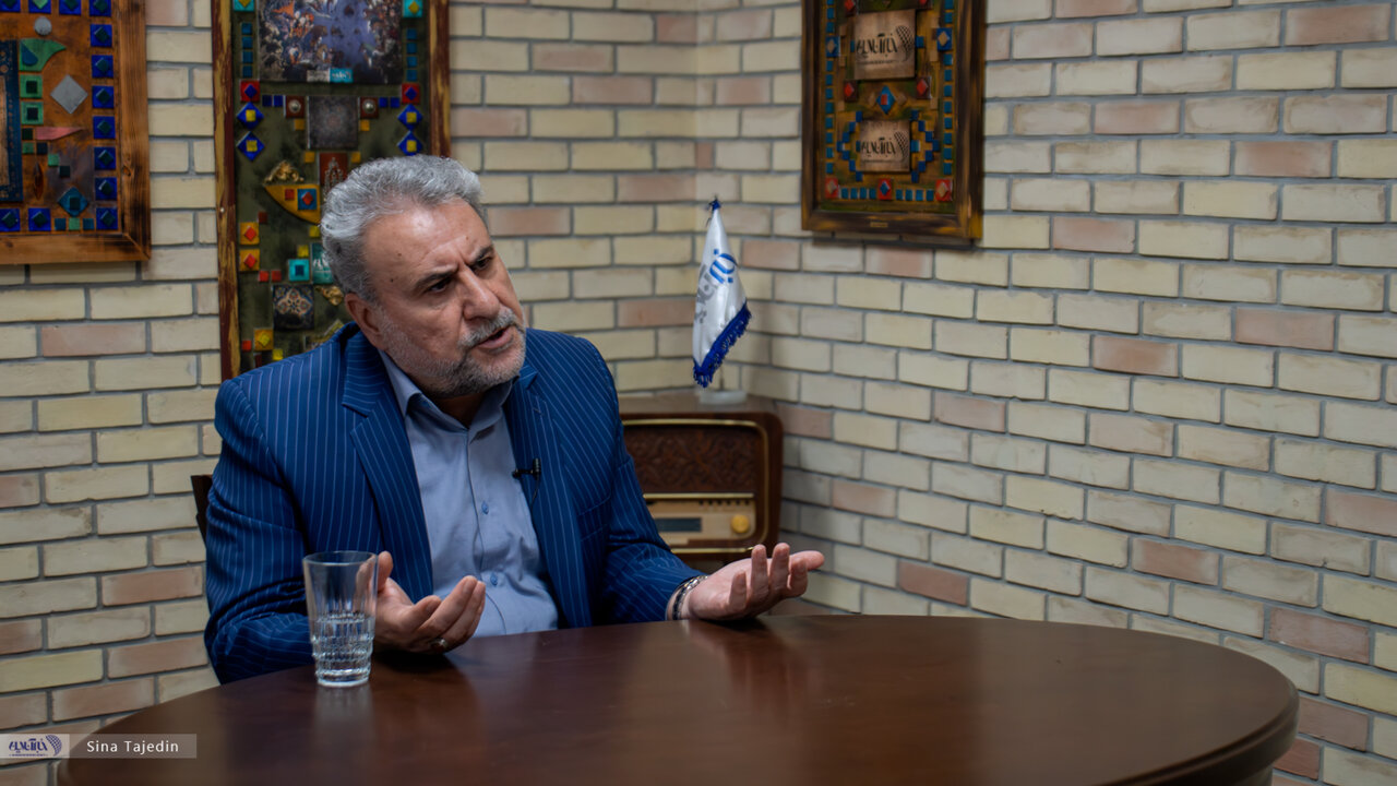 فلاحت پیشه: اروپایی‌ها از رانده شدن از میز مذاکرات ناراحتند / ایران به دنبال تغییر شرایط استثنایی موجود است