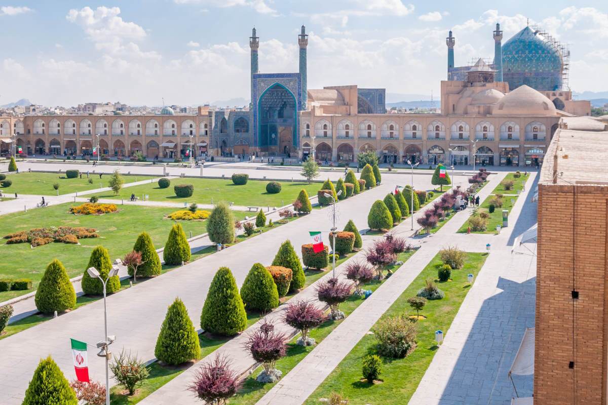 (تصویر) ۶۰ سال قبل؛ کارگاه مجسمه سازی در اصفهان