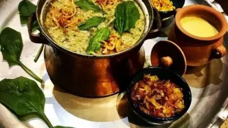 طرز تهیه آش فوری و نیم ساعته | آش اسفناج مخصوص روز‌های دلچسب پاییز