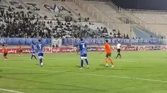 شعار هواداران زن استقلال علیه بازیکنان استقلال +فیلم