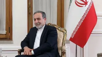 دیدار عراقچی با مراجع و علما در قم +عکس