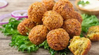 طرز تهیه فلافل فلسطینی با سس مخصوص