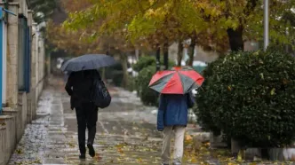 آسمان ابری و بارانی در تهران