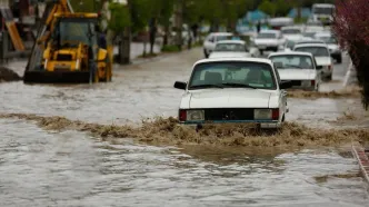 سیل در خیابان‌های ابهر (ویدئو)