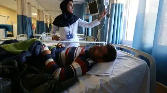 کادر درمان در خط مقدم خدمت رسانی/ لغو مرخصی پزشکان و پرستاران