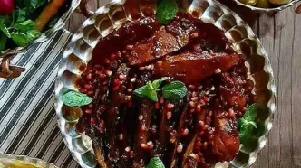 طرز تهیه خورشت بادمجان اناری پیشنهادی برای ناهار امروز