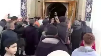 شورشیان تحریرالشام وارد حرم حضرت زینب(س) شدند + فیلم