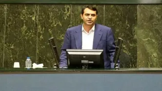 سه نرخی شدن بنزین زمینه‌ساز قاچاق و فساد است/ دولت در بودجه ۱۴۰۵ نرخ ارز را واقعی ببیند