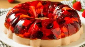 دستور تهیه 4 مدل ژله آسان برای شب یلدا | لیوانی، با شیر، بستنی و ساده