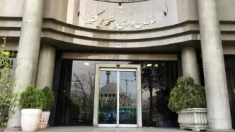 بازگشت کارکنان دستگاه‌های اجرایی به فعالیت عادی از فردا/ امکان دورکاری با ابلاغ استانداران