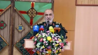 سلامی: به زودی از شهرهای موشکی رونمایی می‌کنیم