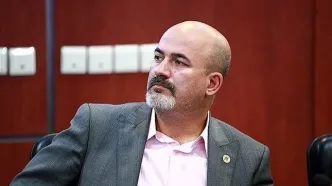 تا زمانی که مدیران به صادرات سیب و هندوانه افتخار می‌کنند دریاچه ارومیه احیا نخواهد شد