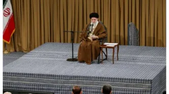 دیدار هزاران نفر از کارگران سراسر کشور با رهبر انقلاب + عکس