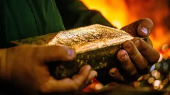 طلای ۱۸ عیار به کانال ۱۰.۷ میلیون تومان رسید/ عقب‌نشینی سکه امامی به کانال ۱۱۲ میلیون تومان