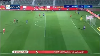 گل اول پرسپولیس توسط علیپور در دقیقه 17 / هوادار 0 - پرسپولیس 1